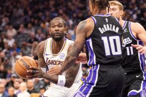 打出统治力~艾顿战小萨轰下大号两双 17中10砍21分15板2助1断1帽