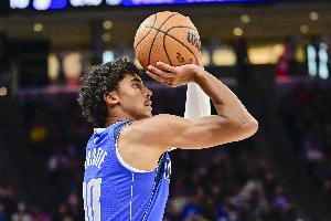 基德：克里斯蒂攻防两端打得都很合理 需要他更具侵略性一些