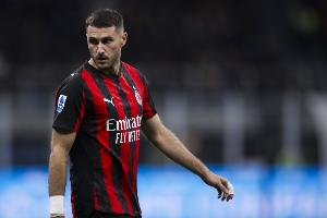 还得练！米兰主力前锋S-希门尼斯9场意甲0球，21次射门7次射正