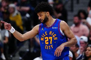 得分好手！贾马尔-穆雷半场10中6砍最高16分外加4板 罚球3中3